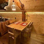 Bergromantik Charisma Mit Eigener Sauna, Whirlpool Und Bergblick マルクトシェレンベルク
