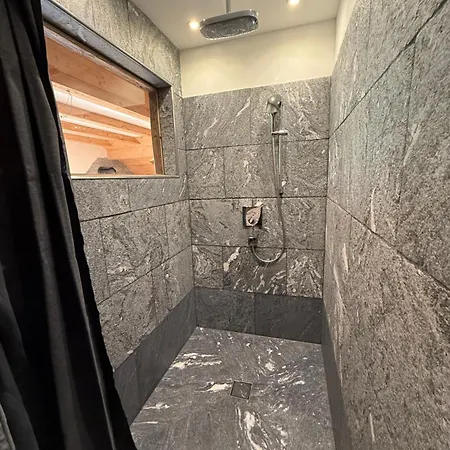 Bergromantik Charisma Mit Eigener Sauna, Whirlpool Und Bergblick * Marktschellenberg