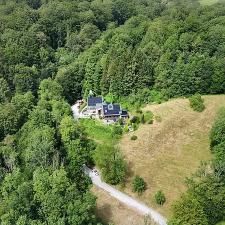 Апартаменты Bergromantik Charisma Mit Eigener Sauna, Whirlpool Und Bergblick Марктшелленберг