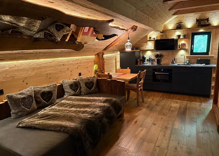 Апартаменты Bergromantik Charisma Mit Eigener Sauna, Whirlpool Und Bergblick Марктшелленберг